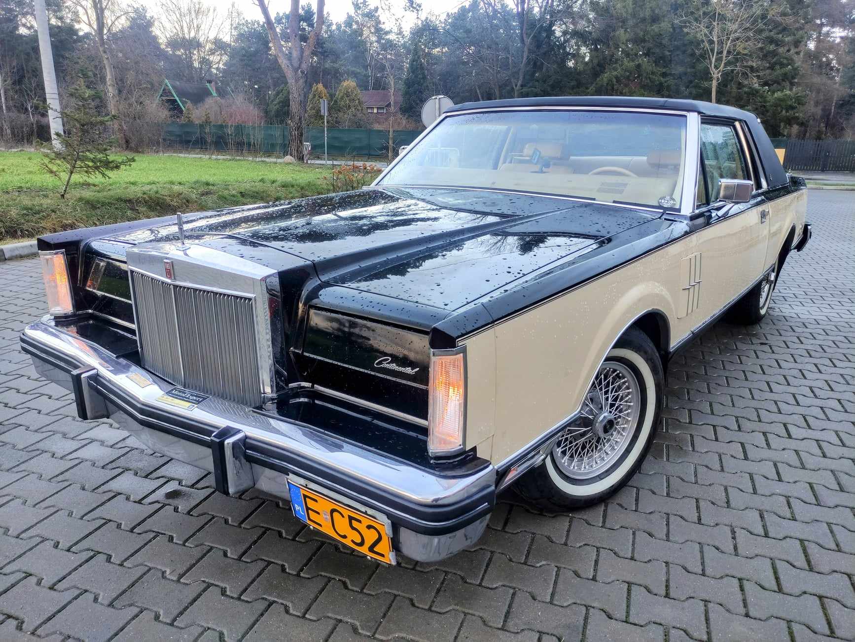 Lincoln Continental Mark VI